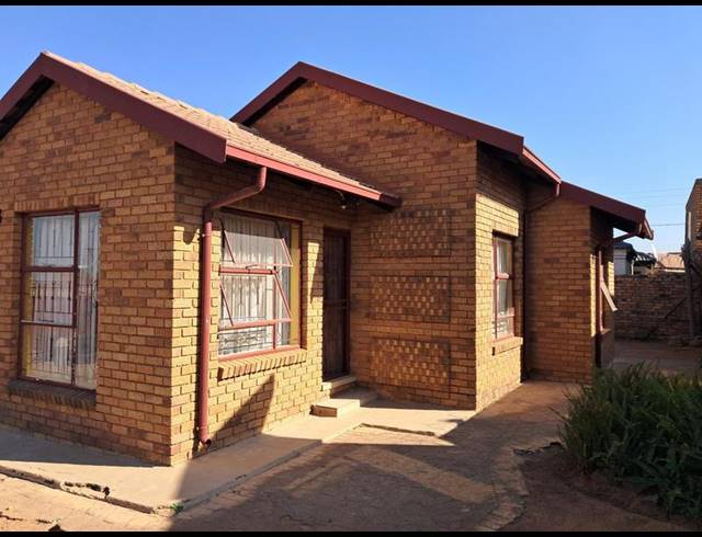 2 BEDROOM HOUSE FOR SALE IN SOSHANGUVE WW